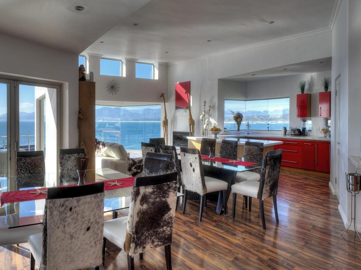 Sea Star Lodge Gansbaai Dış mekan fotoğraf